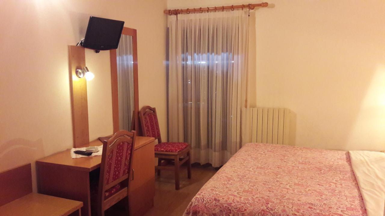 Edelweiss Hotel Tonalepass