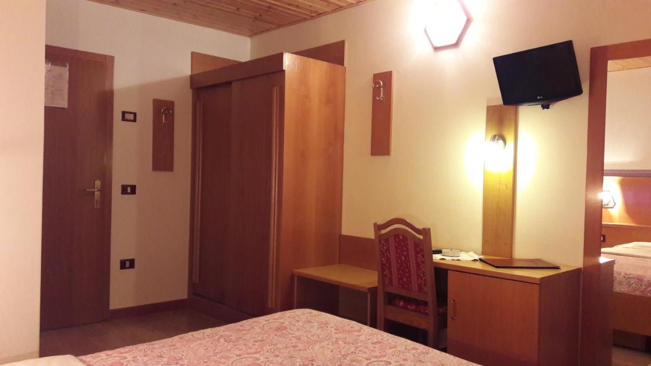 Edelweiss Hotel Tonalepass